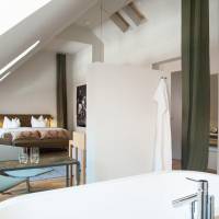 Superior Suite B