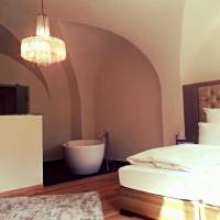 Deluxe Double Room with Bath