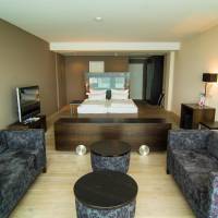 Deluxe Double Room with Lake View