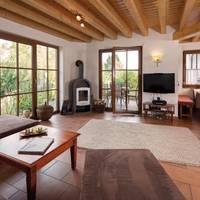 Three-Bedroom Holiday Home with Terrace