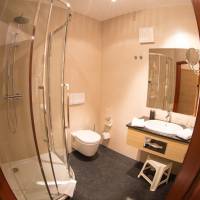 Deluxe Double Room with Shower