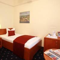 Single Room - Minibar drinks free of charge