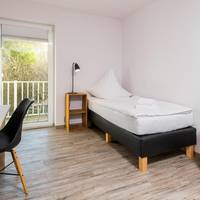 Apartment With Shared Bathroom