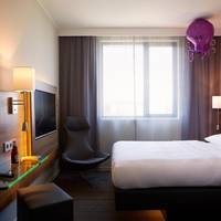 Moxy Sleeper, Guest room, 1 Queen
