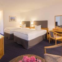 Double Room (1 Adult)