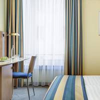 Standard Single Room - Public Transport Ticket Included