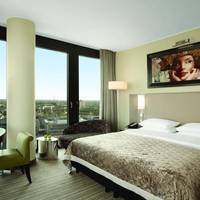 View Deluxe King