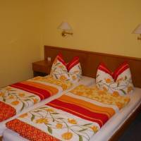 Double Room (1 Adult)