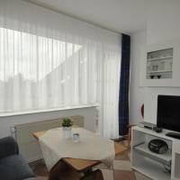 One-Bedroom Apartment 07