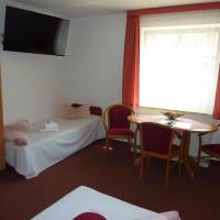 One-Bedroom Apartment (3 Adults)
