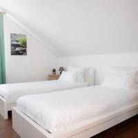 Studio with Twin Bed - Third Floor