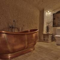  Premier Cave Suite