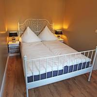 Three-Bedroom Apartment -Aschenputtel