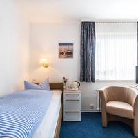 Medium Single Room