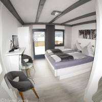 Classic Double Room with Balcony