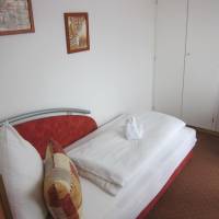 Basic Triple Room
