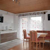 One-Bedroom Apartment with Balcony (2 PAX)