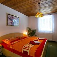 Family Room (4 Adults)