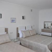 Deluxe Triple Room with Sea View
