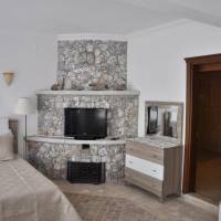 Standard Triple Room with Partial Sea View