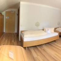 Standard Twin Room with Balcony