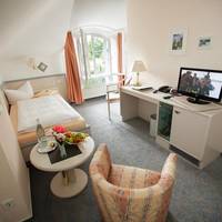 Deluxe Single Room