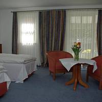 Double or Twin Room with Shower