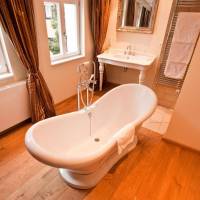 Deluxe Double Room with Bath