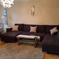  Apartment near the Fairgrounds (5 Adults)