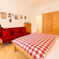 Private Single Room with Shared Bathroom