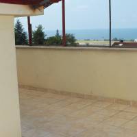  Two-Bedroom Apartment - Top Floor (4 Adults)