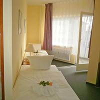Quadruple Room with Shared Bathroom