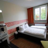 Single Room with Shared Bathroom