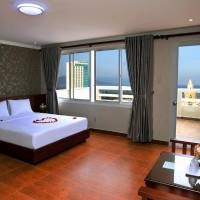 Deluxe Double Room with City View
