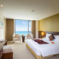 Deluxe Double or Twin Room with Ocean View