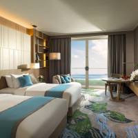2 Single Beds Club Access Ocean View
