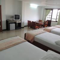 Family Room (8 Adults)