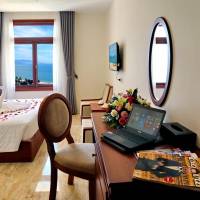Deluxe Double or Twin Room with Sea View