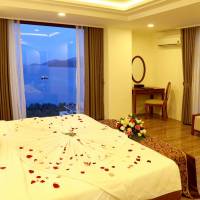 Family Room with Sea View