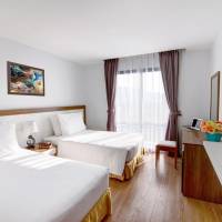 Deluxe Double or Twin Room with Mountain View and Balcony