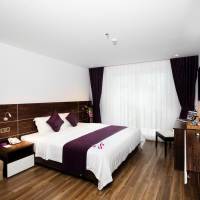 Premier Deluxe Double Room with Balcony and City View