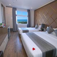 Superior Triple Room with City View