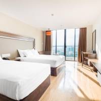 Deluxe Double Room with City View and Balcony
