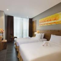 Deluxe Twin Room with Balcony