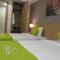 Superior Twin Room with Window