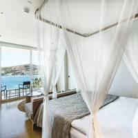 Deluxe Sea View Room with Balcony