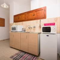  2-bedroom Apartment with Seaview Rooftop