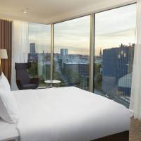 Deluxe One-Bedroom King Suite