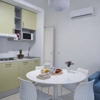 One-Bedroom Apartment with Balcony