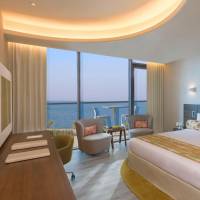 DELUXE ROOM Palm Jumeirah Sea View, King Bed or Two Single Beds